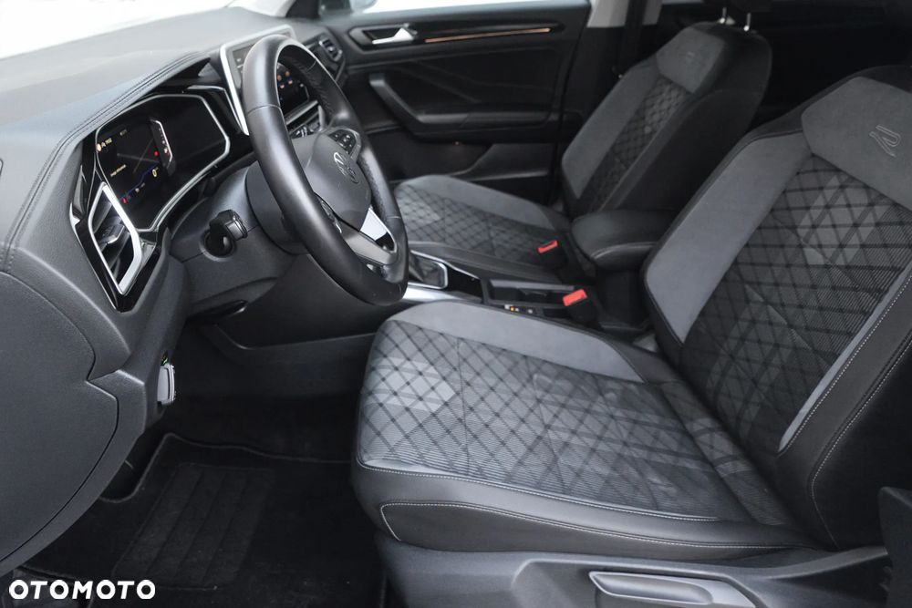 Volkswagen T-Roc - 7