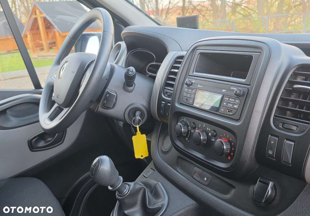 Renault Trafic - 21