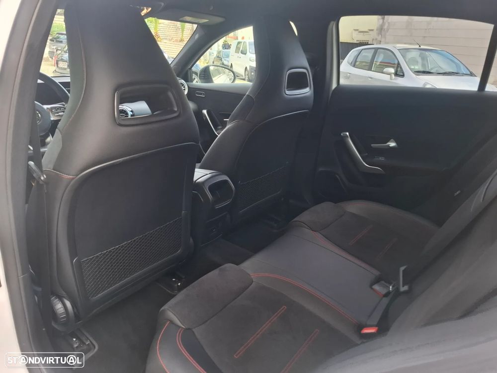 Mercedes-Benz A 200 7G-DCT AMG Line - 45