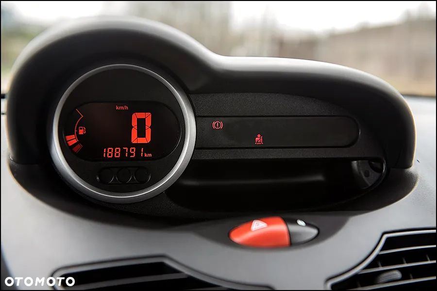 Renault Twingo - 21