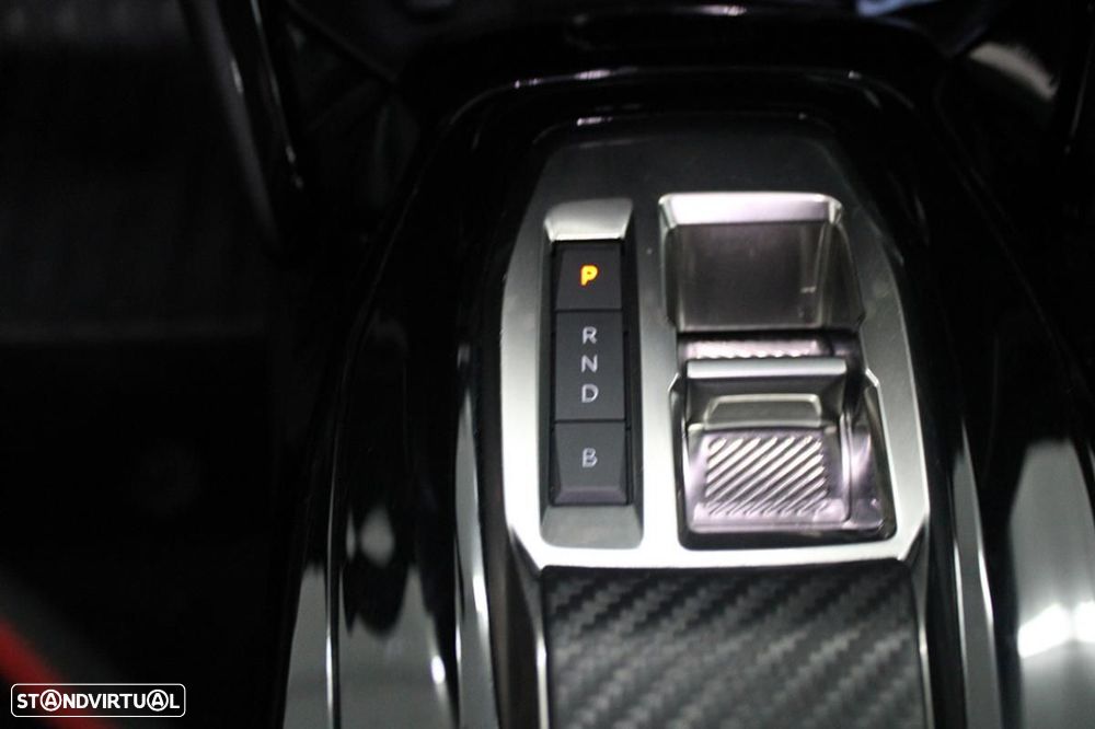 Peugeot e-2008 Allure - 29