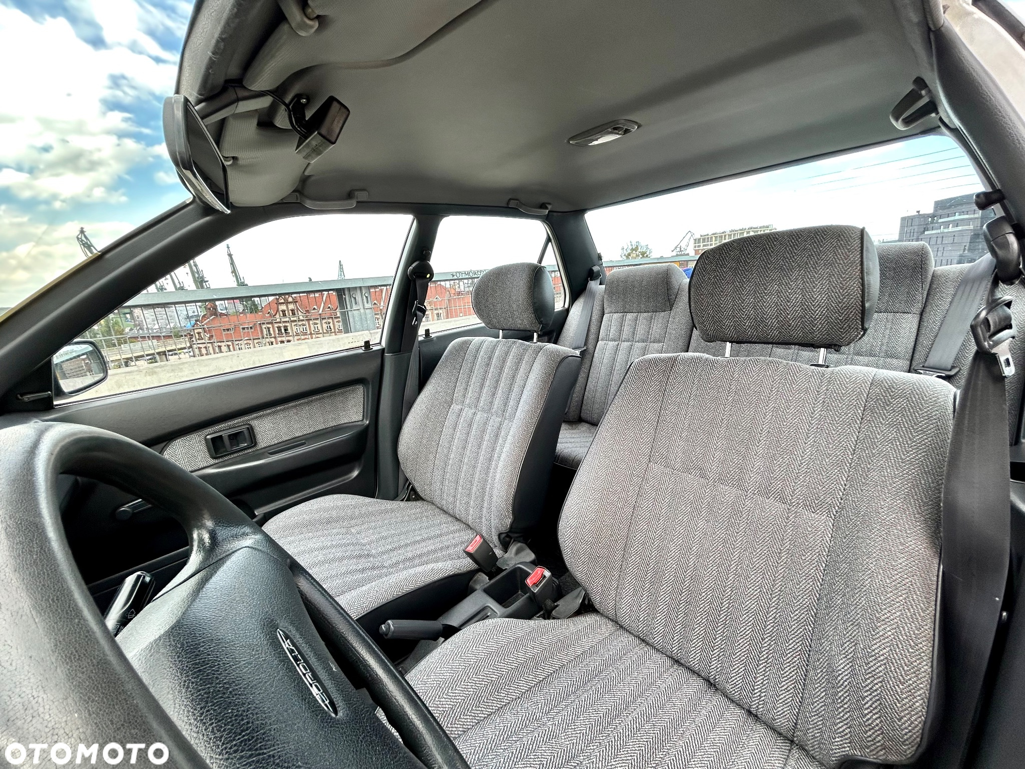 Toyota Corolla 1.3 XL - 9