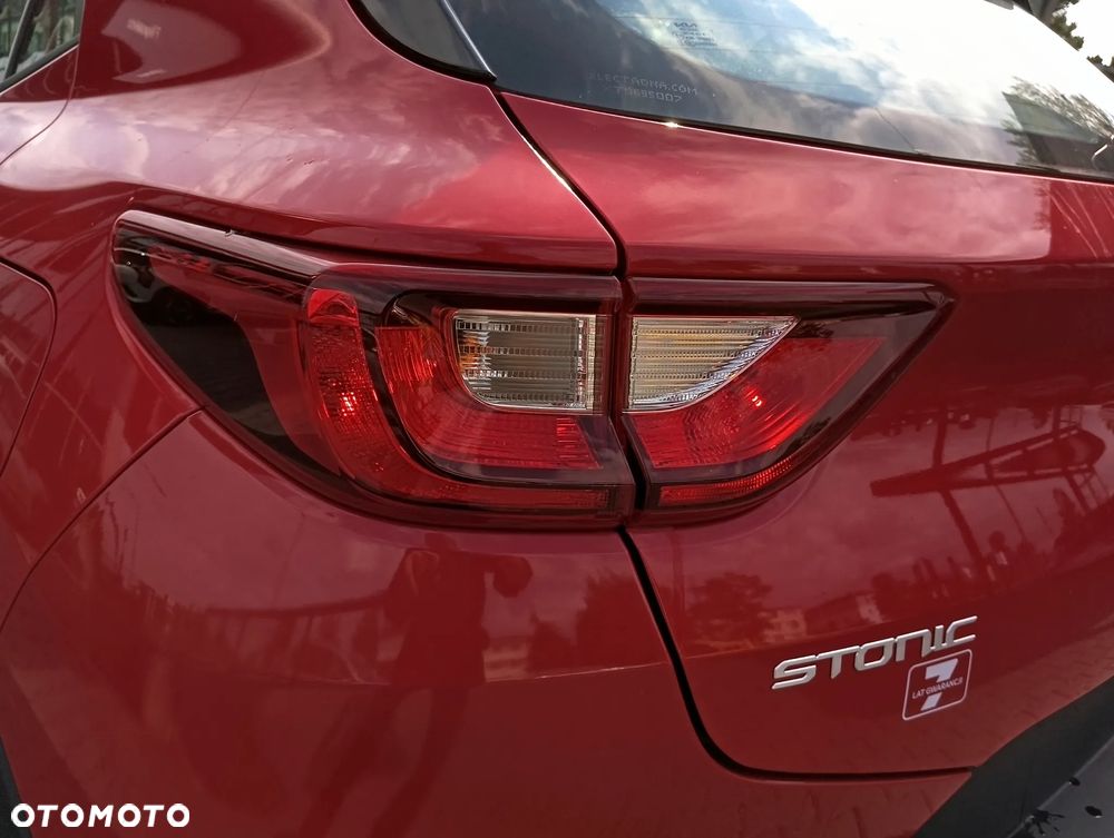 Kia Stonic 1.2 L - 15