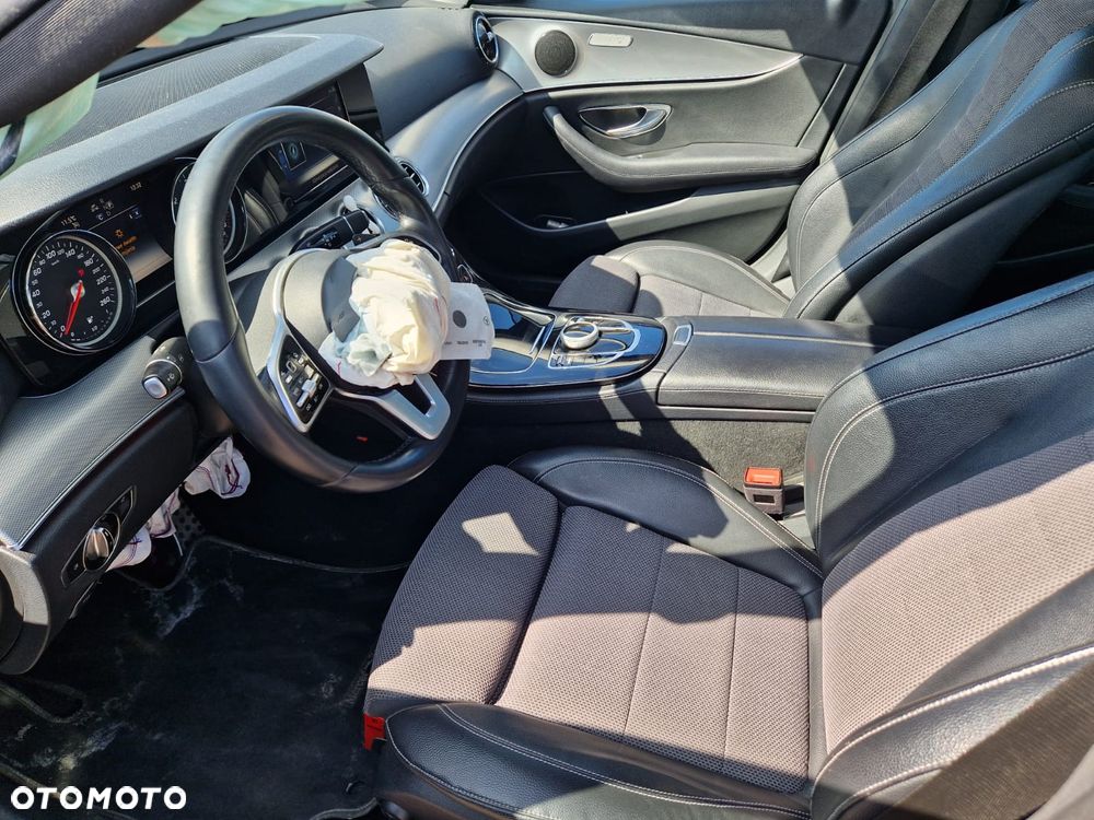 Mercedes-Benz Klasa E 200 d 9G-TRONIC - 11
