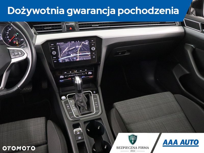 Volkswagen Passat Variant - 10