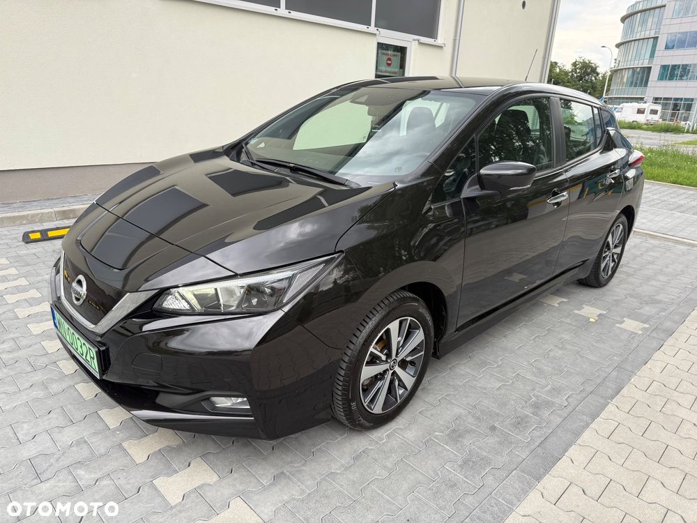 Nissan Leaf - 2