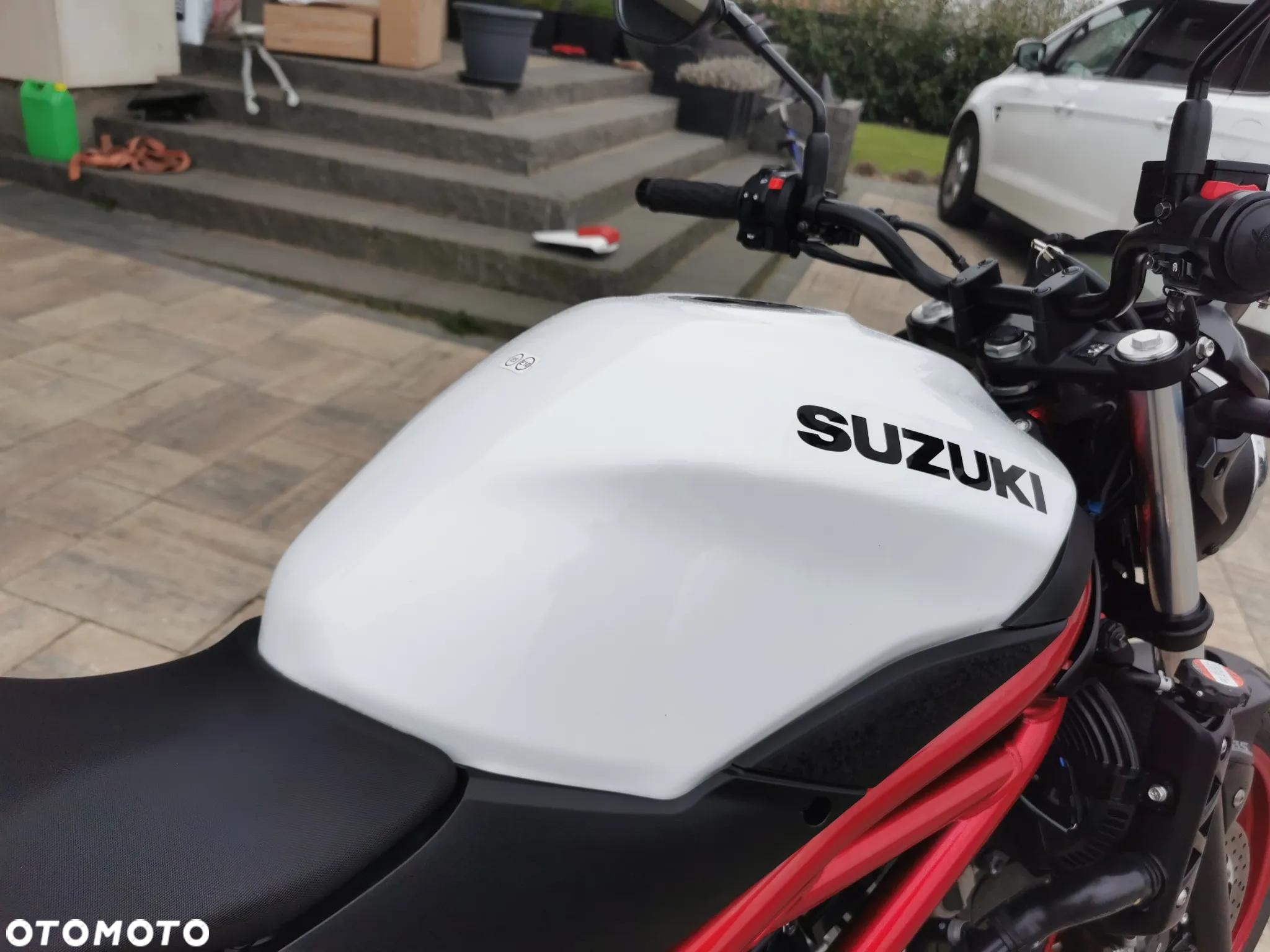 Suzuki SV - 22
