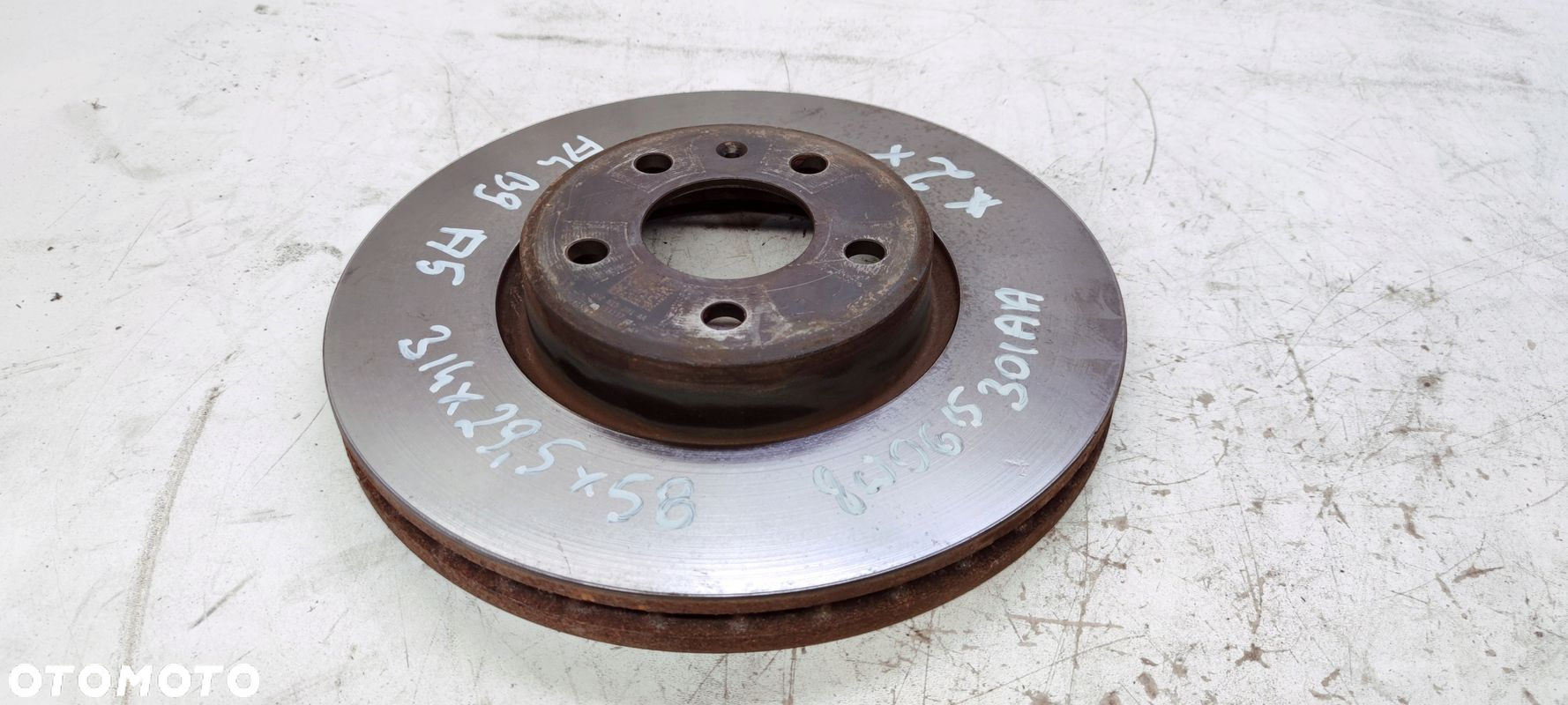 TARCZA HAMULCOWA PRZÓD AUDI A4 A5 8W0615301AA *2* - 2