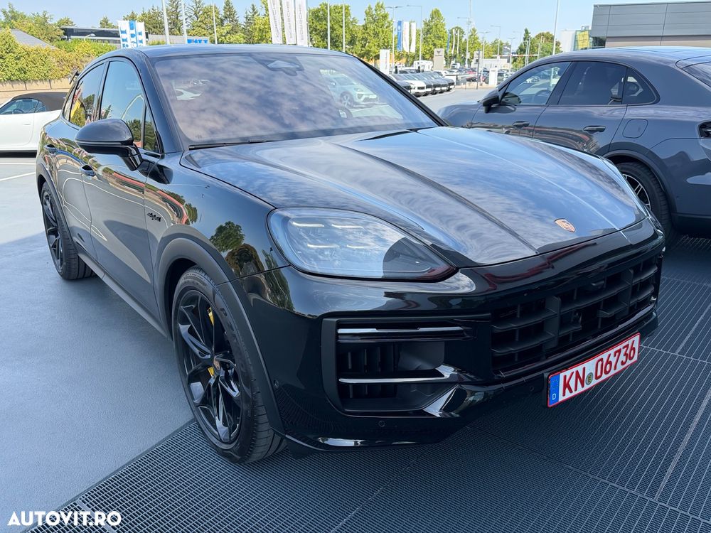 Porsche Cayenne Turbo - 2