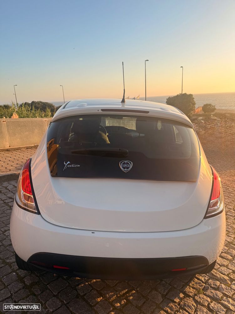 Lancia Ypsilon 1.2 S&S Urban - 9