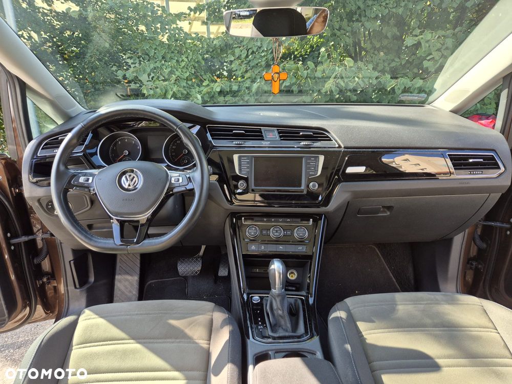 Volkswagen Touran 1.4 TSI BMT Highline DSG - 10