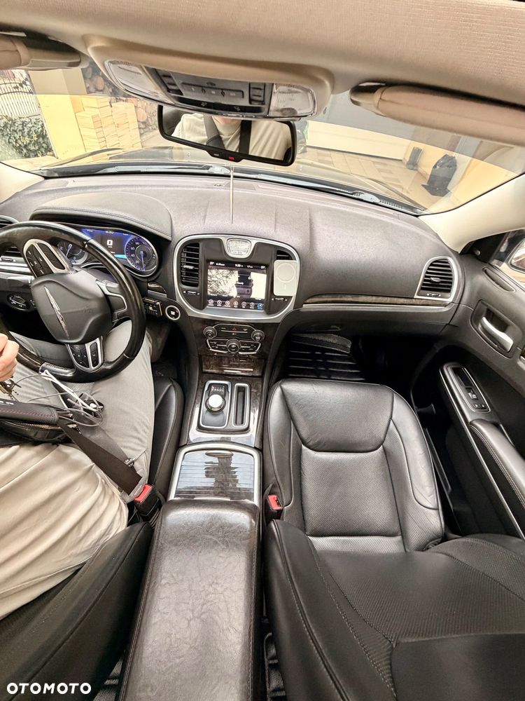 Chrysler 300C - 6