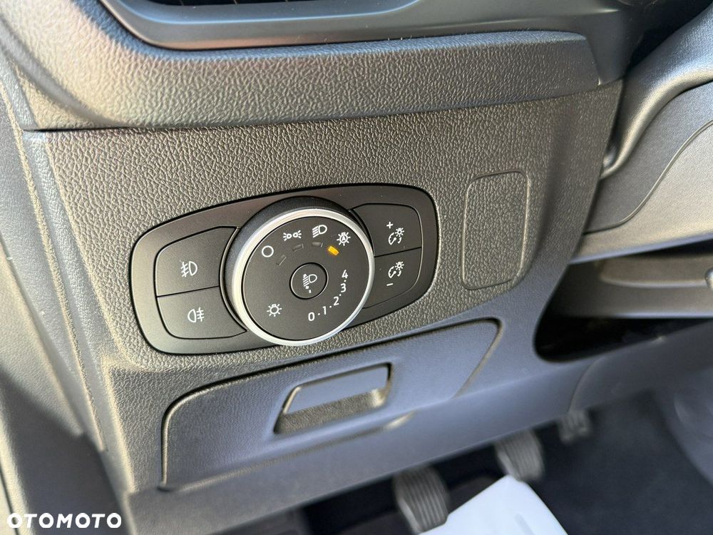 Ford Focus - 23