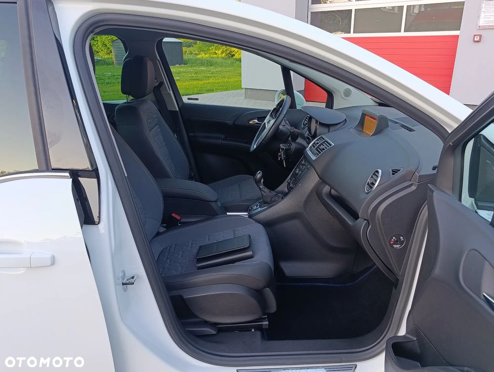 Opel Meriva - 32
