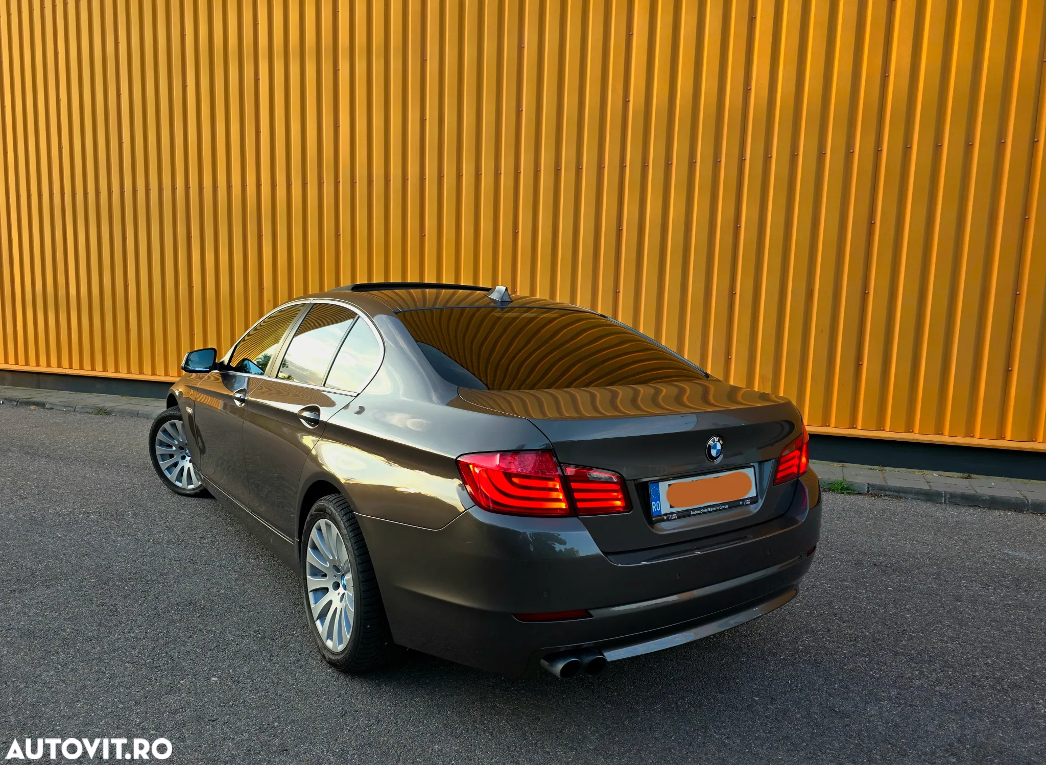 BMW Seria 5 520d - 10