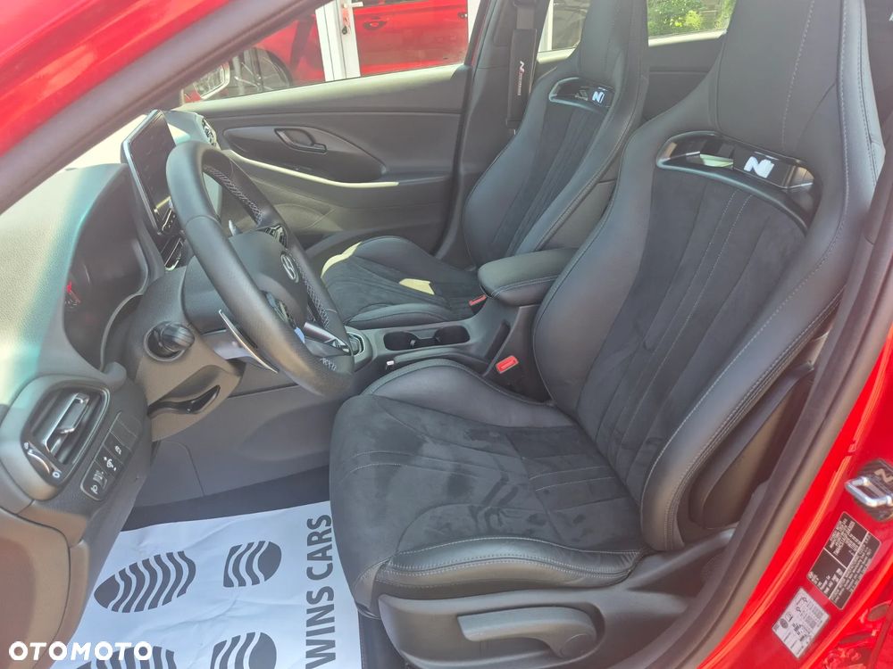 Hyundai i30 N 2.0 T-GDI Performance DCT - 24
