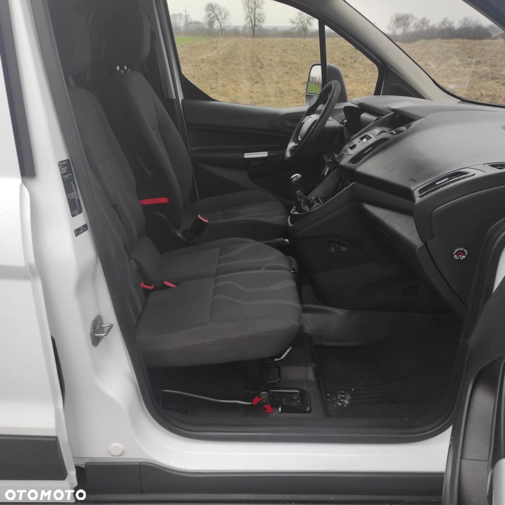 Ford Transit Connect - 14