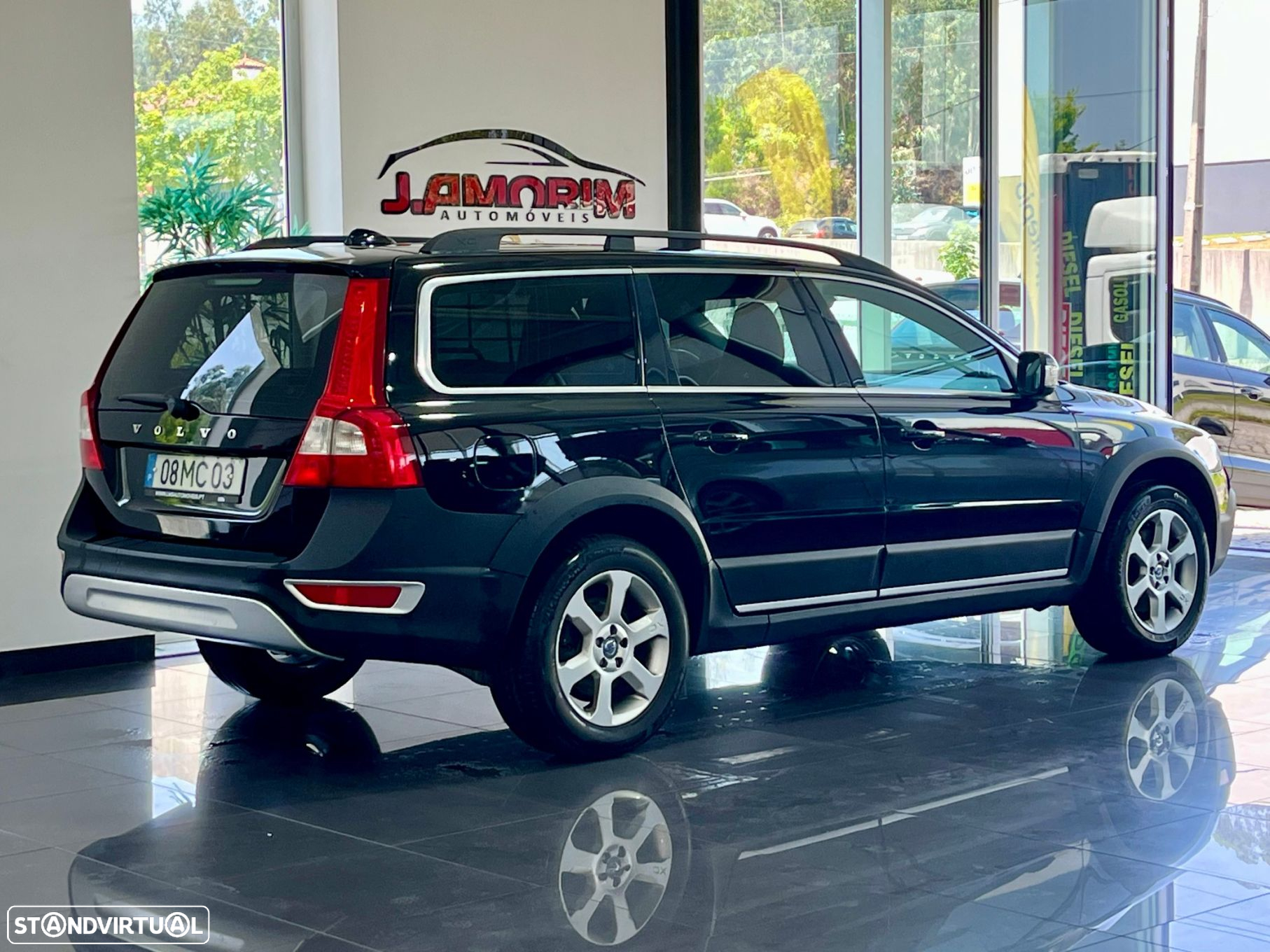 Volvo XC 70 2.0 D3 Drive Momentum - 11