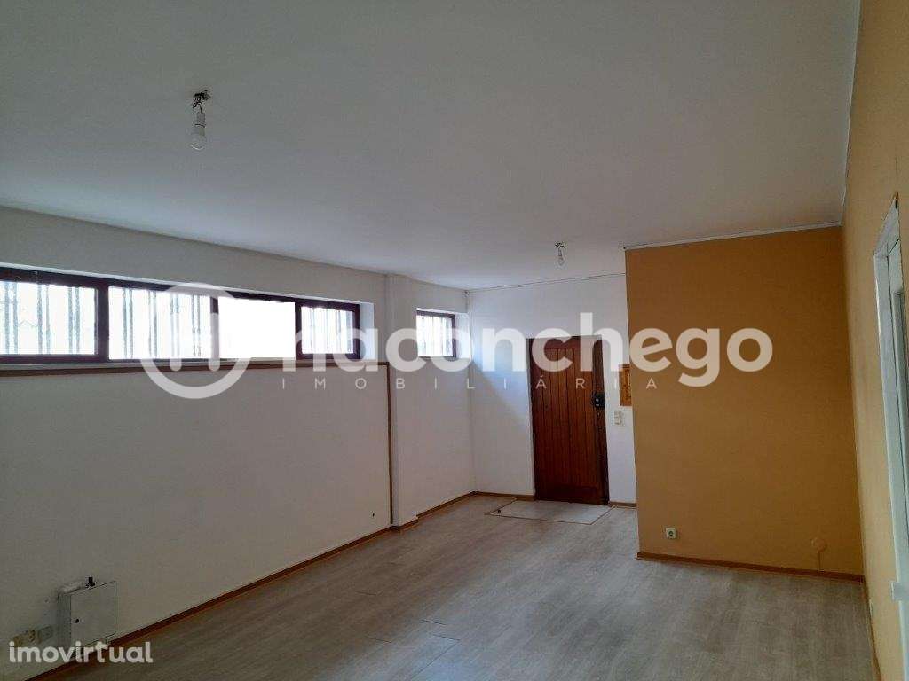 Escritório junto à Escola Secundária de Barcelos - Grande imagem: 4/6
