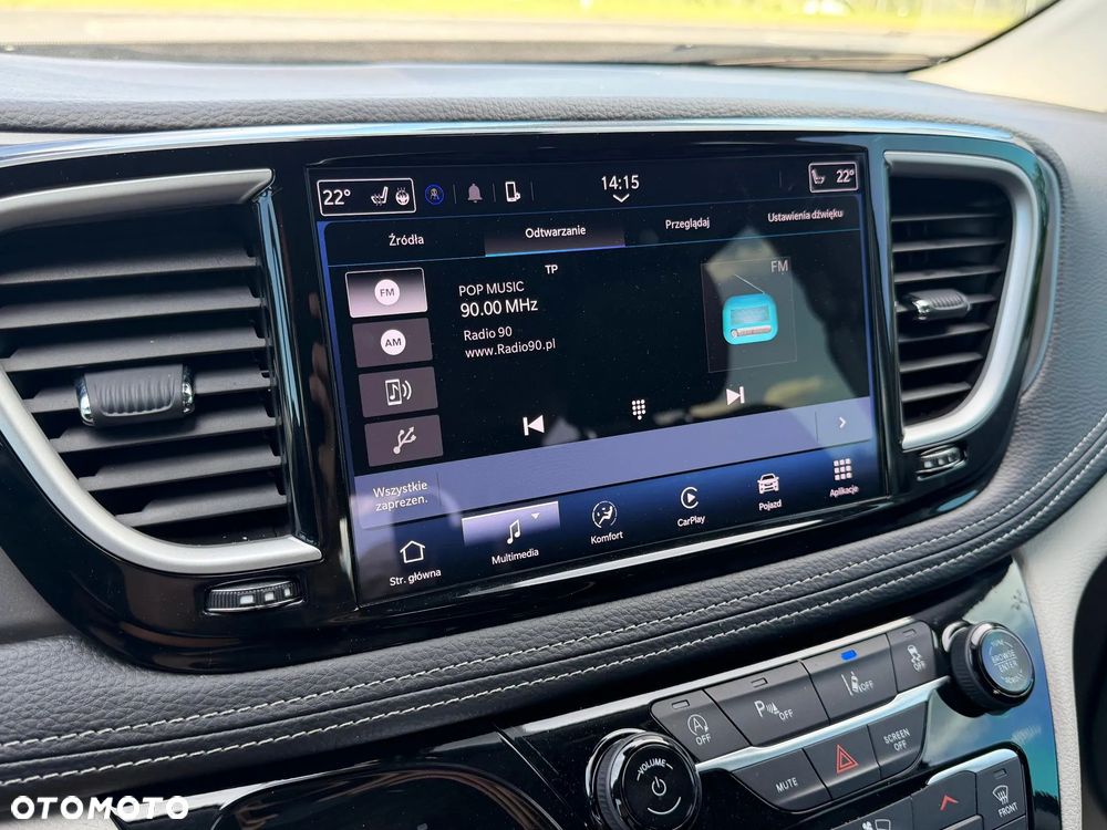 Chrysler Pacifica - 24