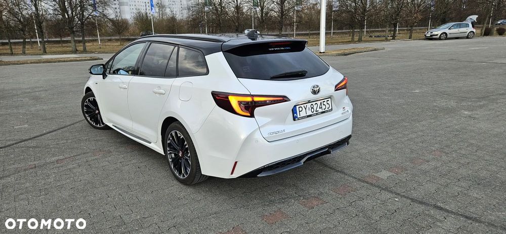 Toyota Corolla 1.8 Hybrid GR Sport - 3