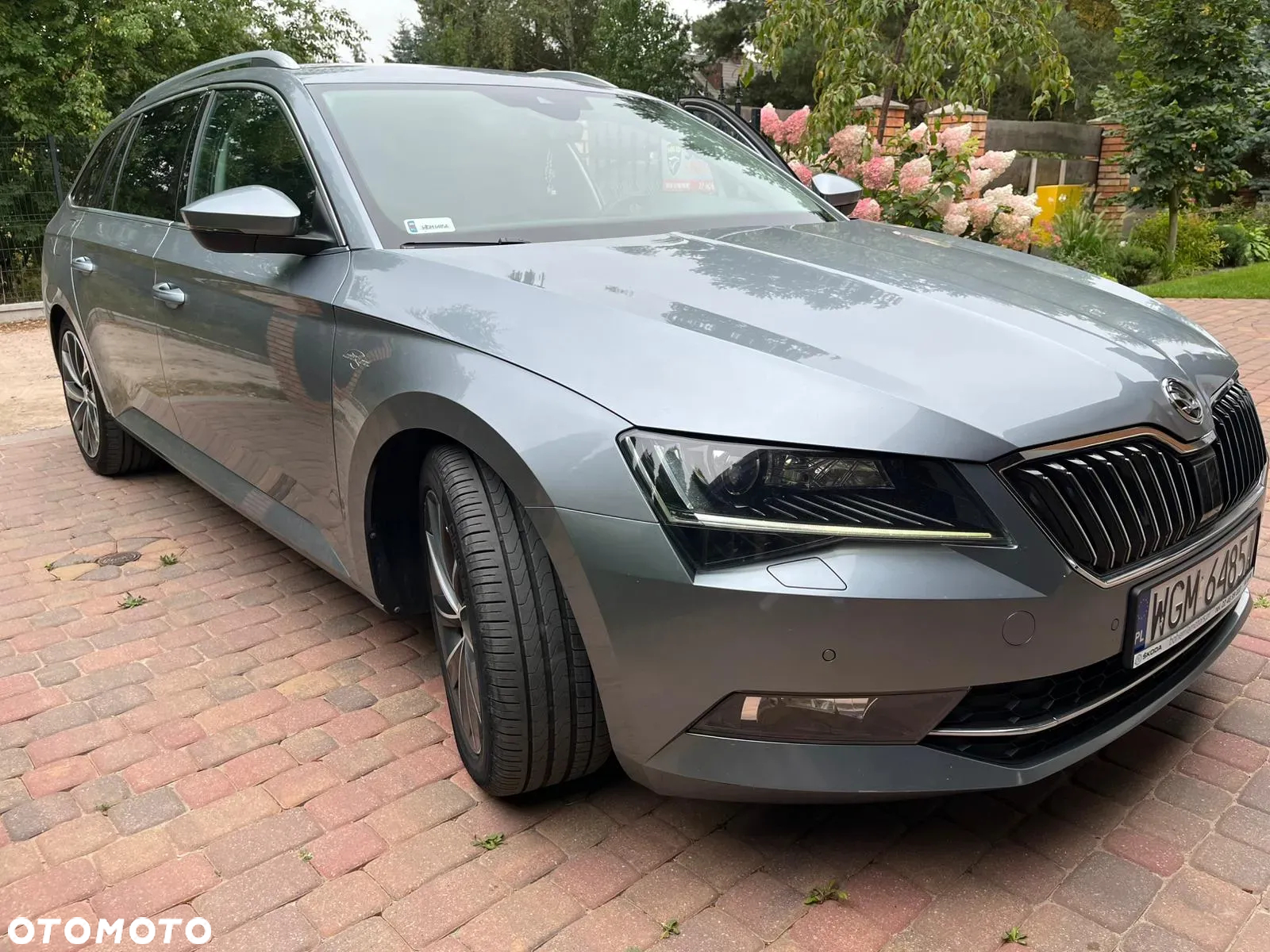 Skoda Superb 2.0 TDI 4x4 L&K DSG - 2