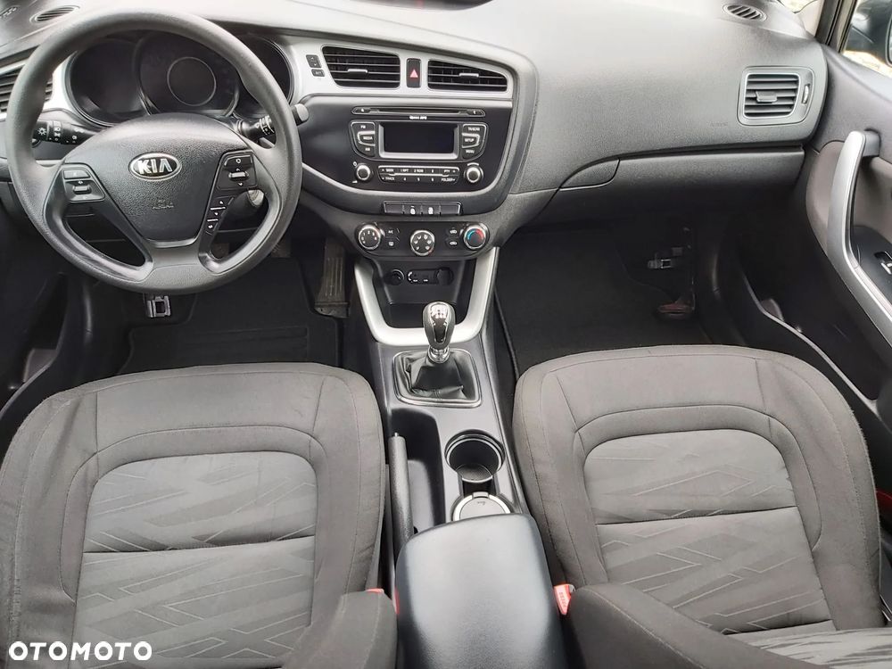 Kia Ceed 1.4 CRDi 90 SW Vision - 10