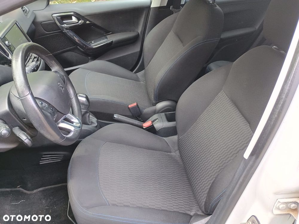 Peugeot 208 PureTech 82 Start & Stop Active - 6