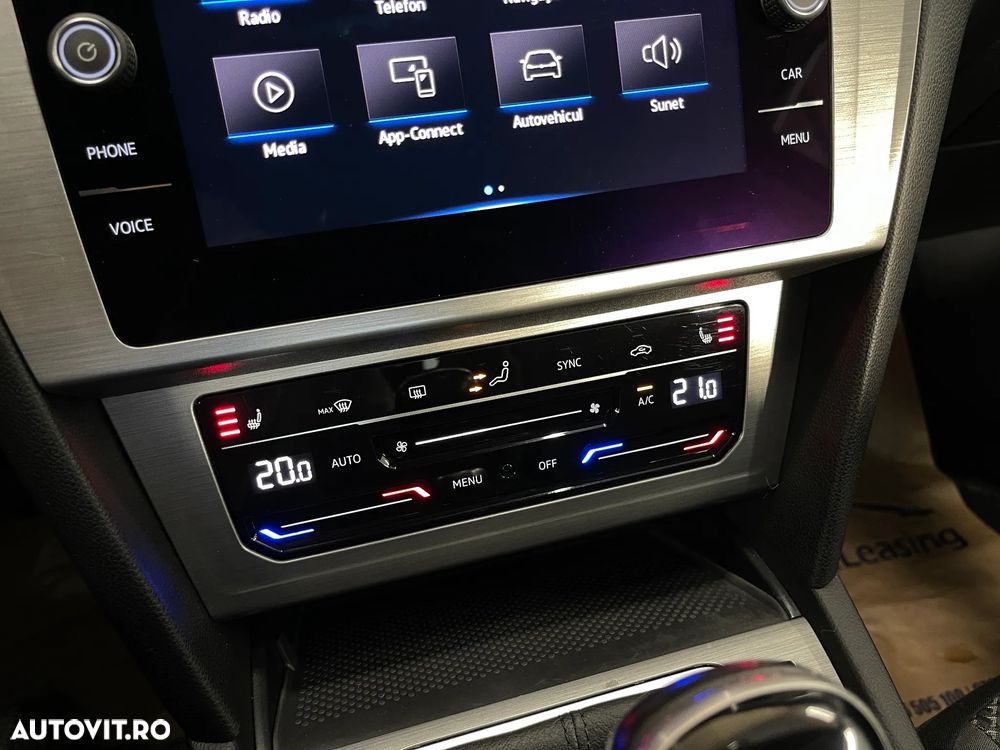 Volkswagen Passat 2.0 TDI Advance - 18