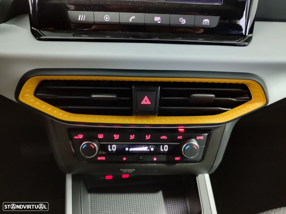 SEAT Arona 1.0 TSI Wave Plus DSG - 28