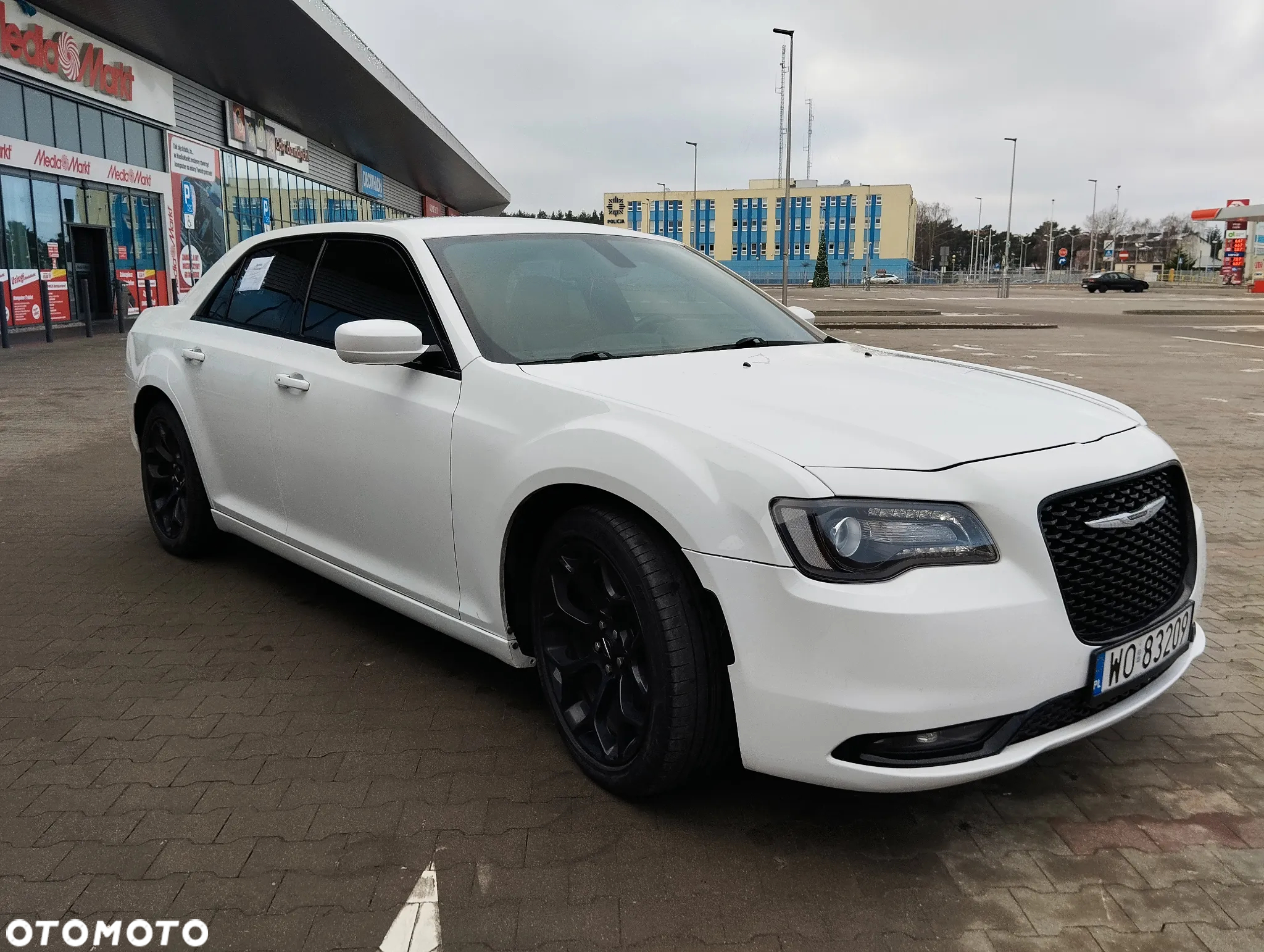 Chrysler 300s - 28