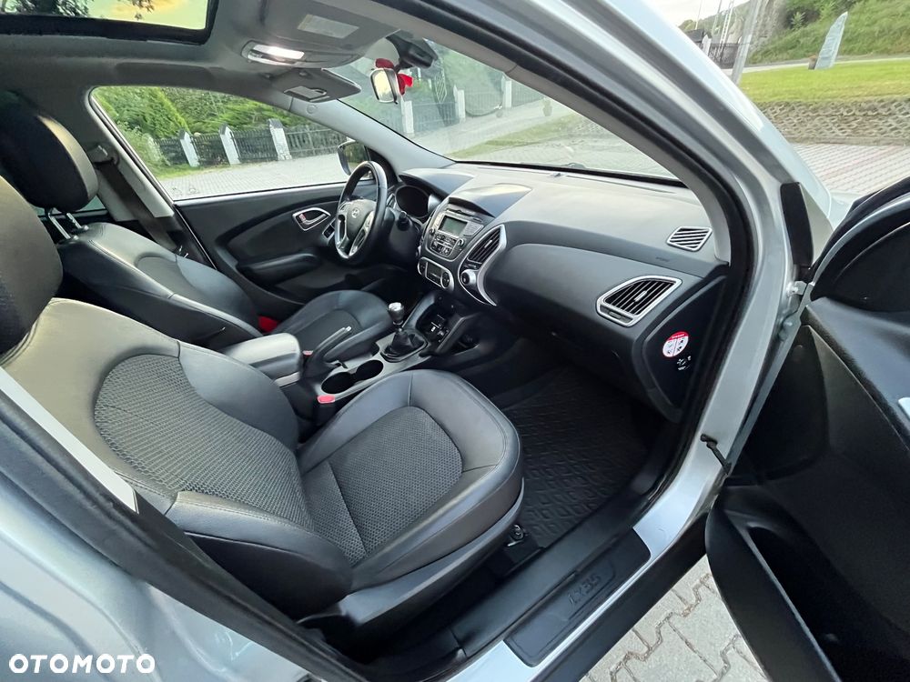Hyundai ix35 2.0 CRDi Style 4WD - 19