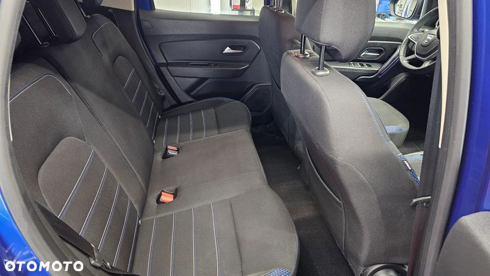 Dacia Duster 1.0 TCe SL Celebration - 11