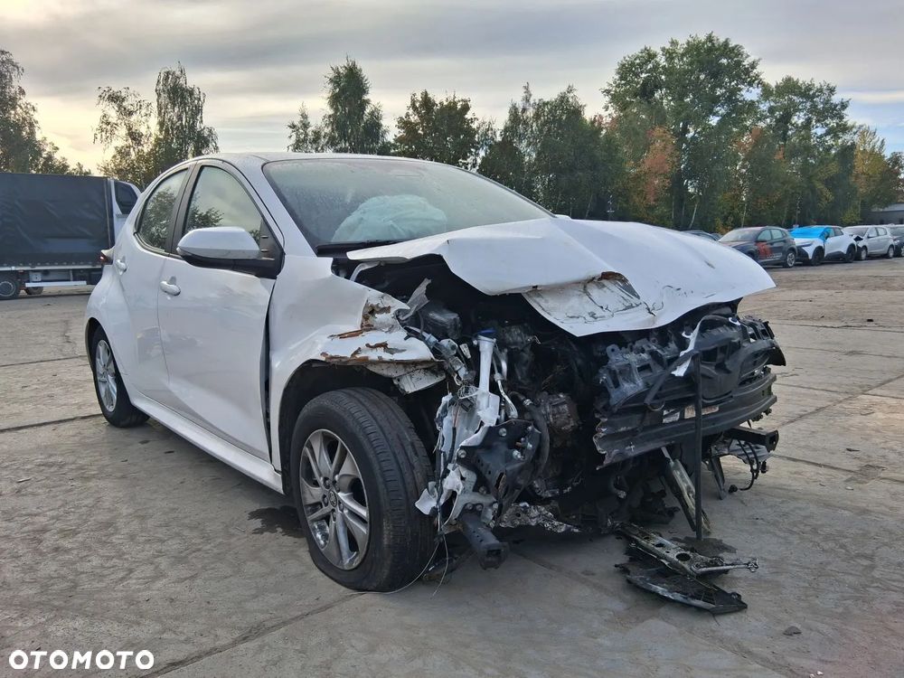 Toyota Yaris - 13