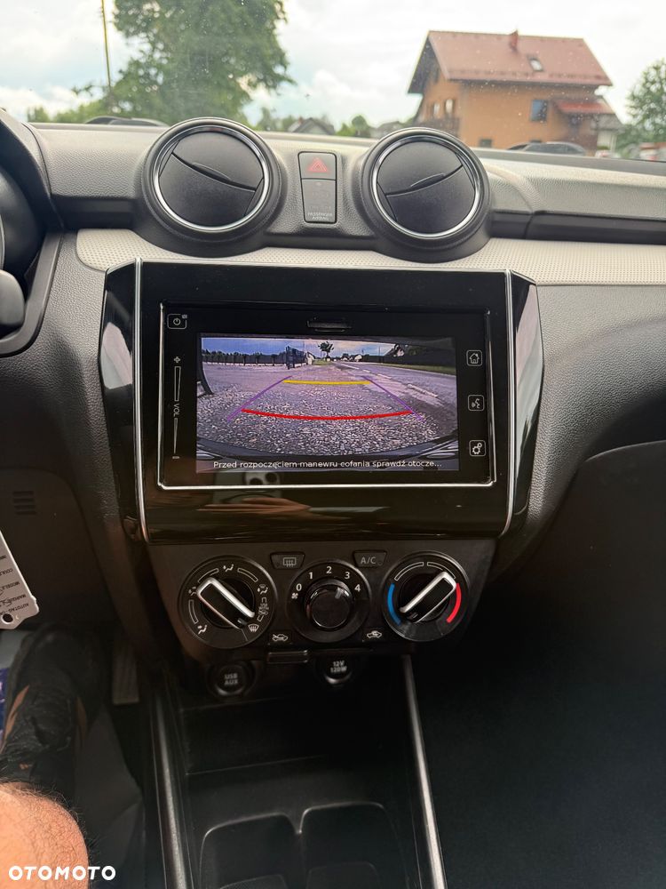 Suzuki Swift 1.2 Premium - 18