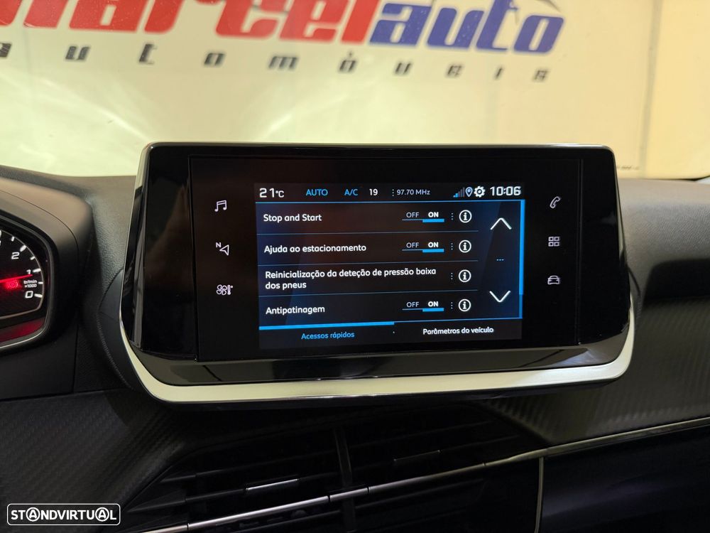 Peugeot 2008 1.2 PureTech Allure Pack - 30