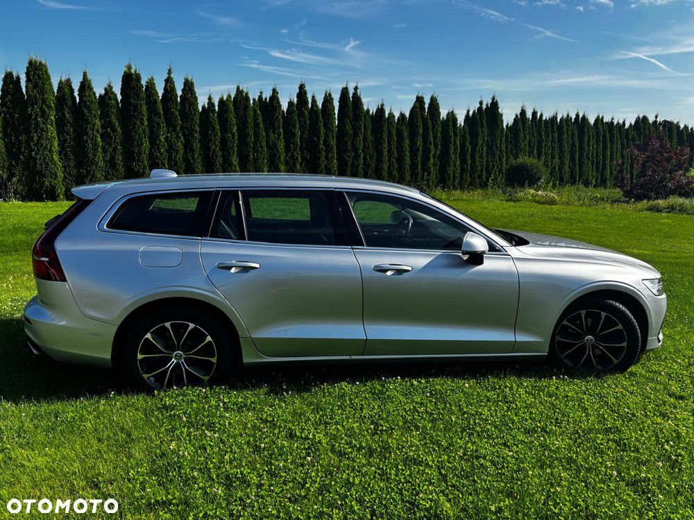 Volvo V60 D3 Momentum Pro - 5