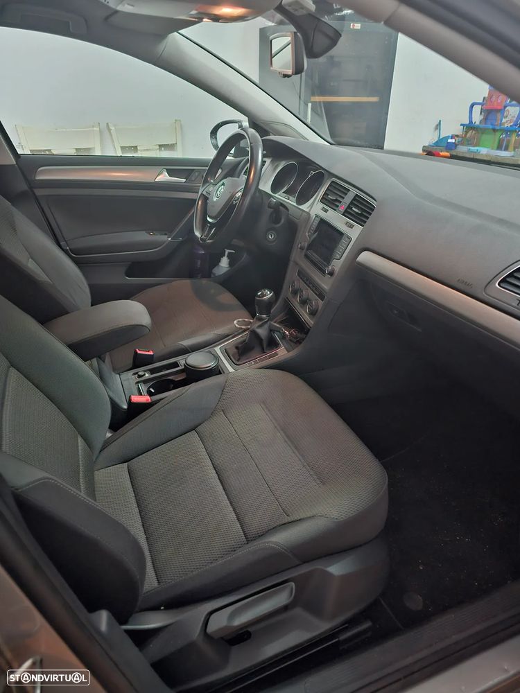 VW Golf Variant 1.6 TDi Confortline - 3