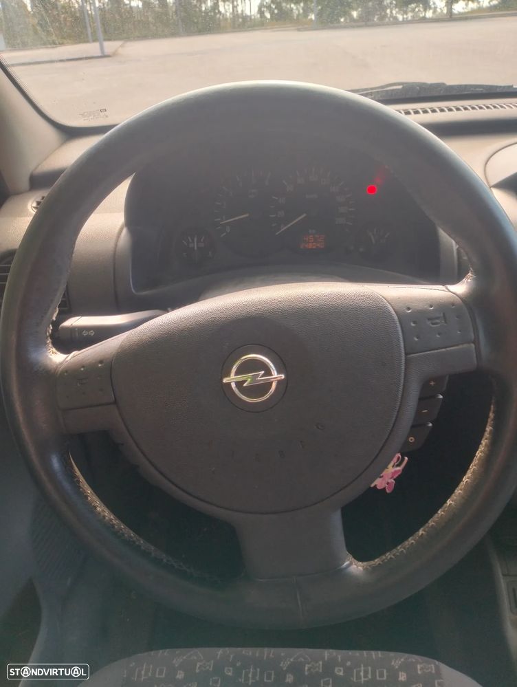 Opel Corsa 1.7 DTi 16V Elegance - 24