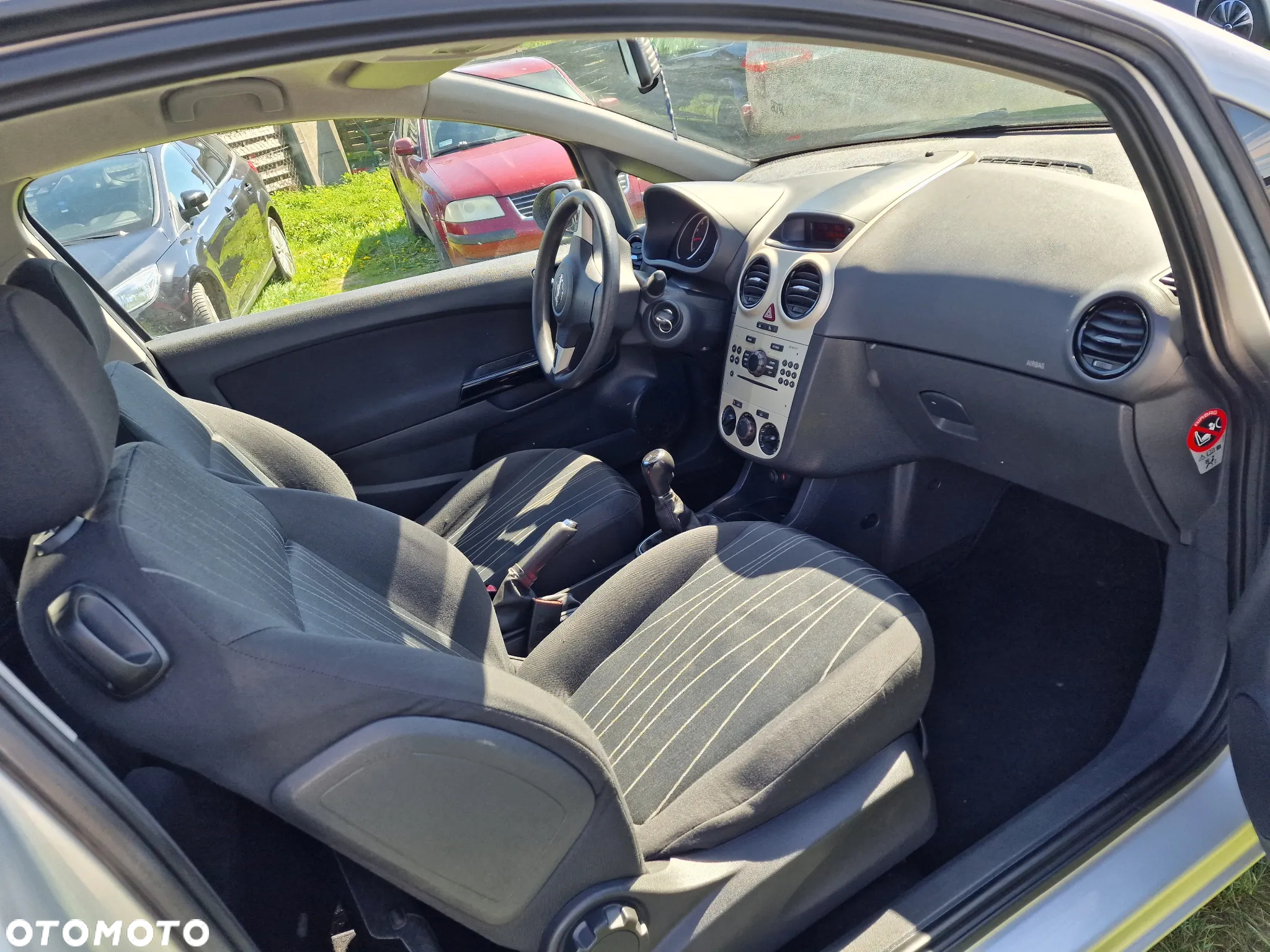Opel Corsa 1.2 16V Enjoy - 13