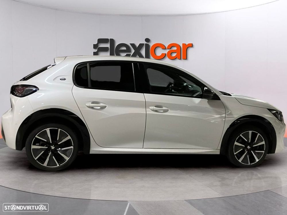 Peugeot e-208 50 kWh GT - 6
