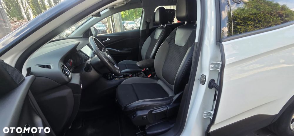 Opel Grandland X 1.2 Start/Stop Automatik Design Line - 29