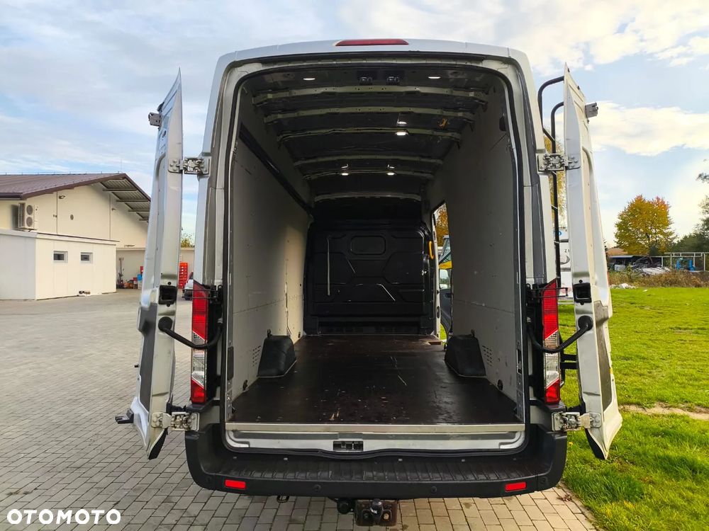 Ford Transit - 21