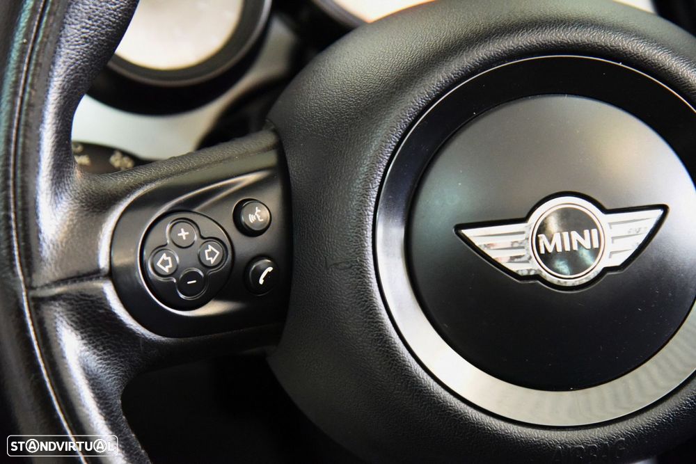 MINI 3 Portas - 22