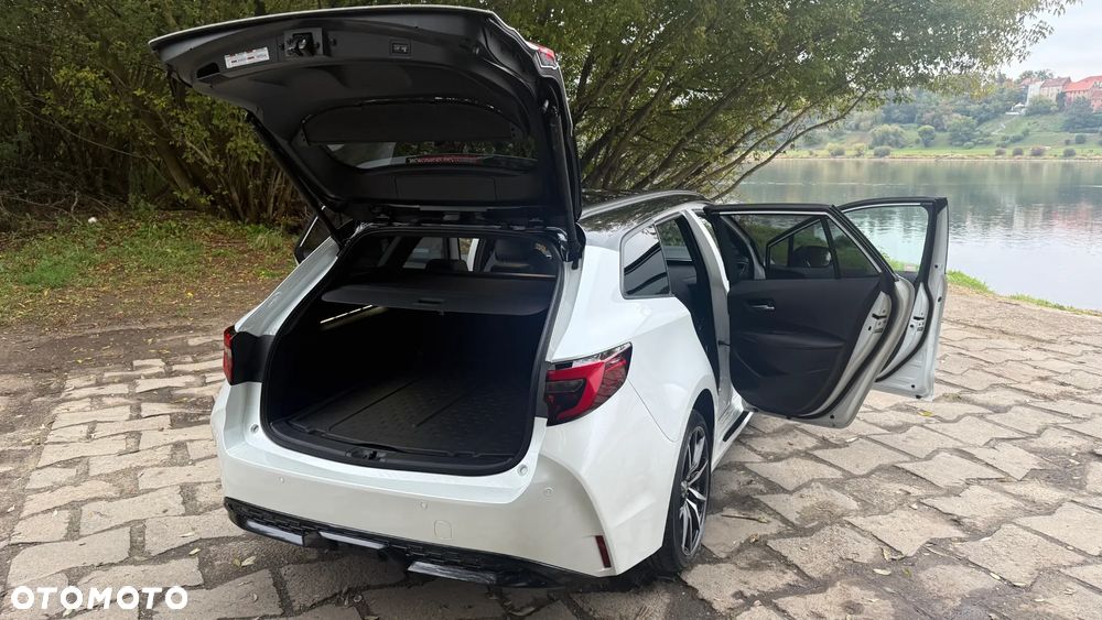 Toyota Corolla 2.0 Hybrid GR Sport - 26