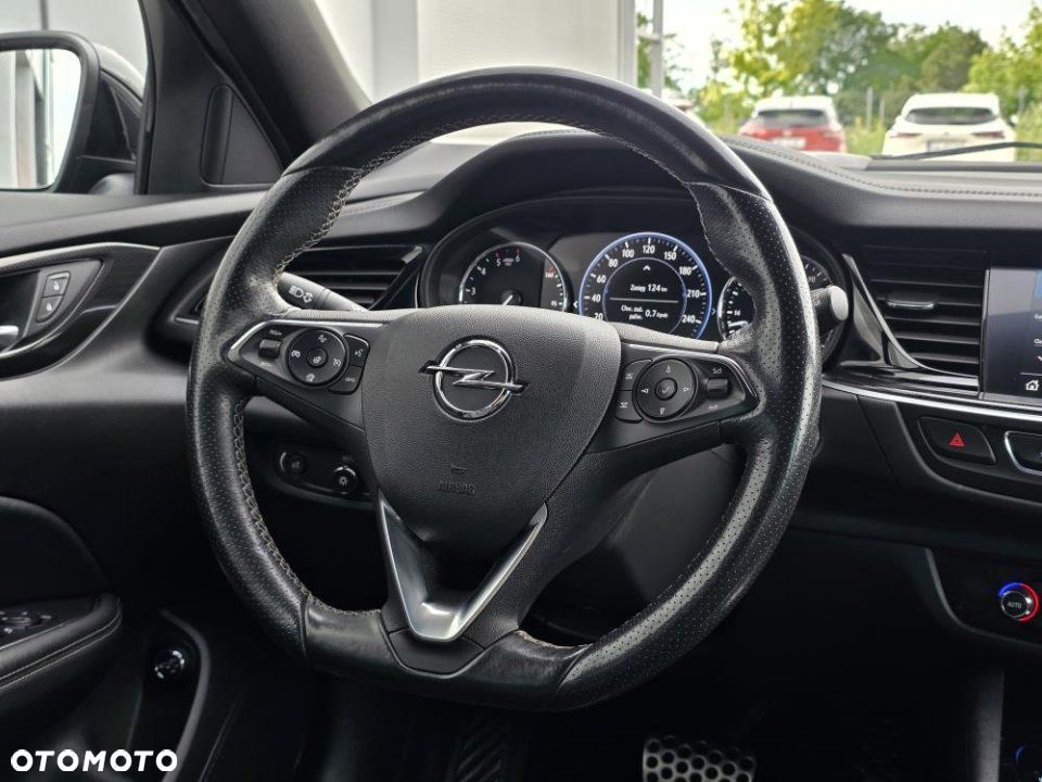 Opel Insignia - 27