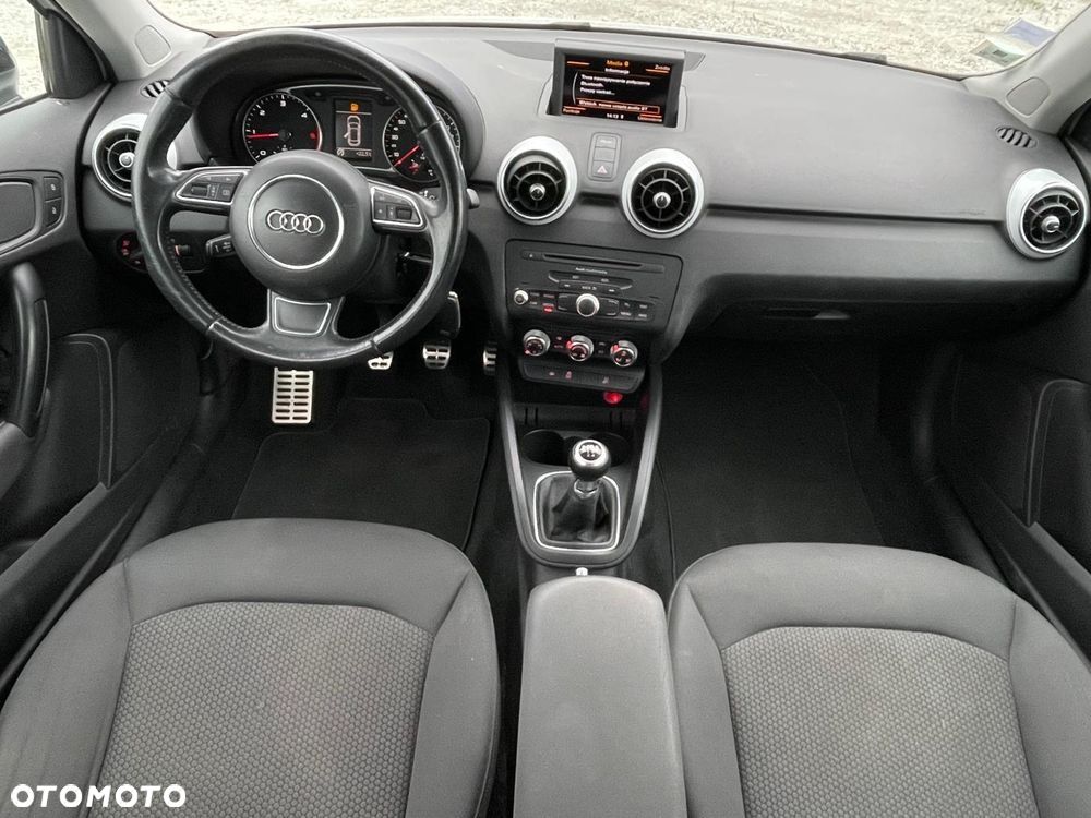 Audi A1 Sportback 1.6 TDI S line edition - 11