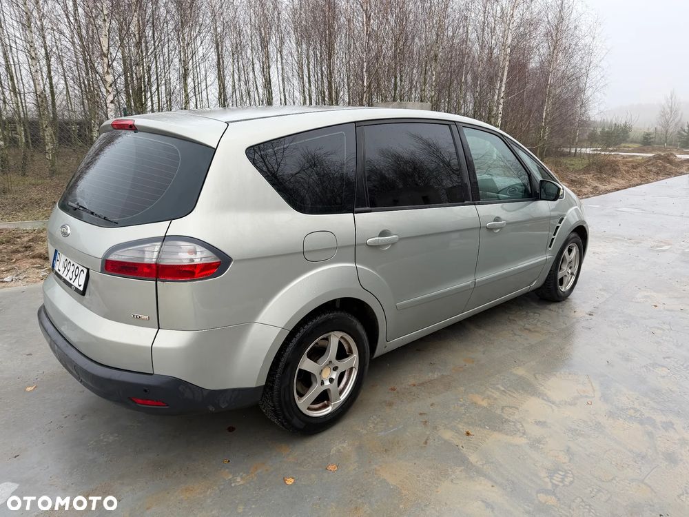 Ford S-Max - 5