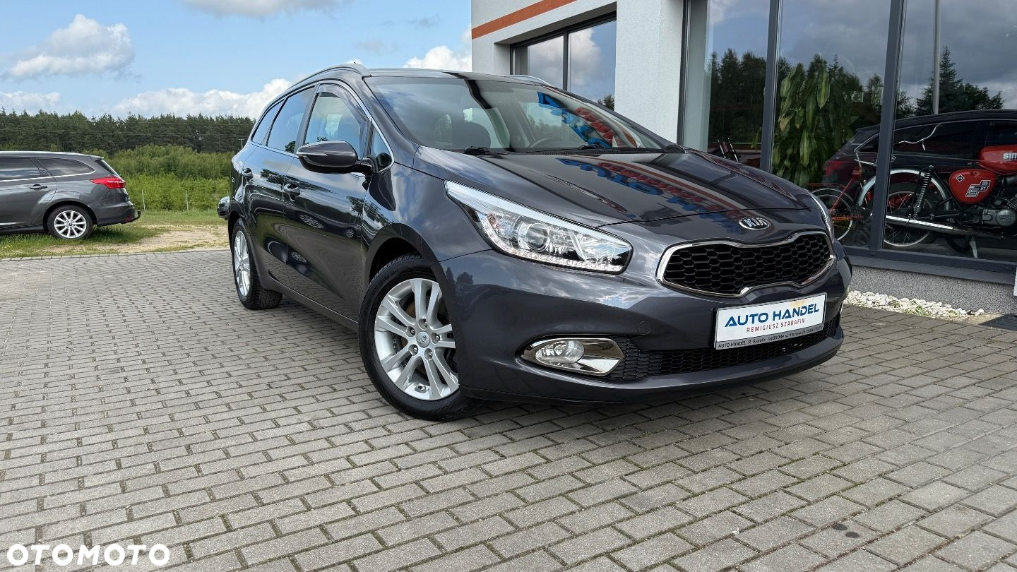 Kia Ceed - 4