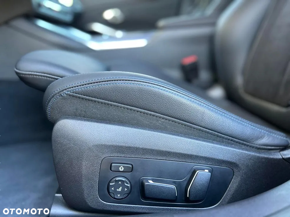 BMW Seria 3 330e PHEV xDrive M Sport - 20